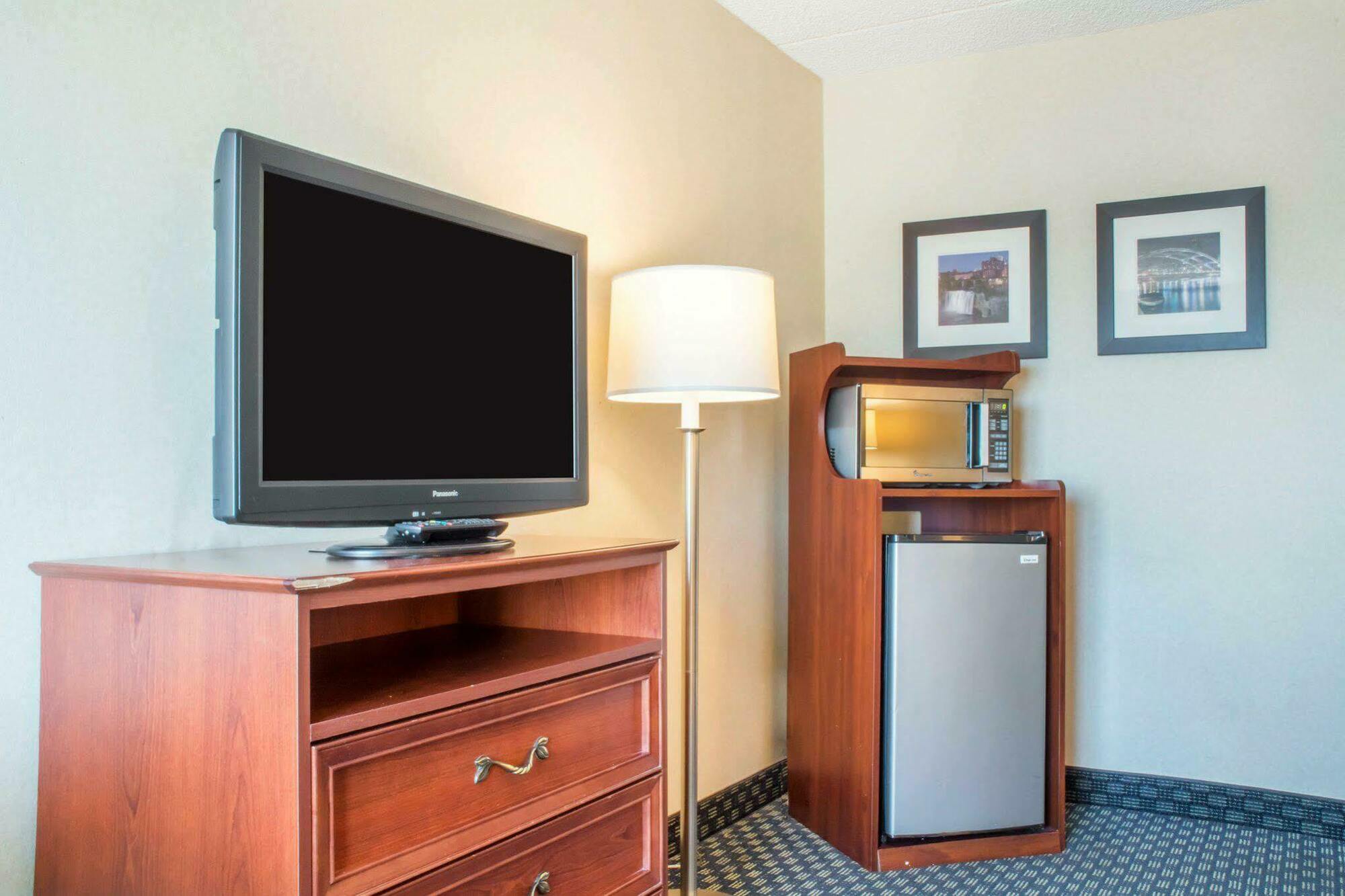 Hammock Hotel Rochester Niagara Falls ภายนอก รูปภาพ
