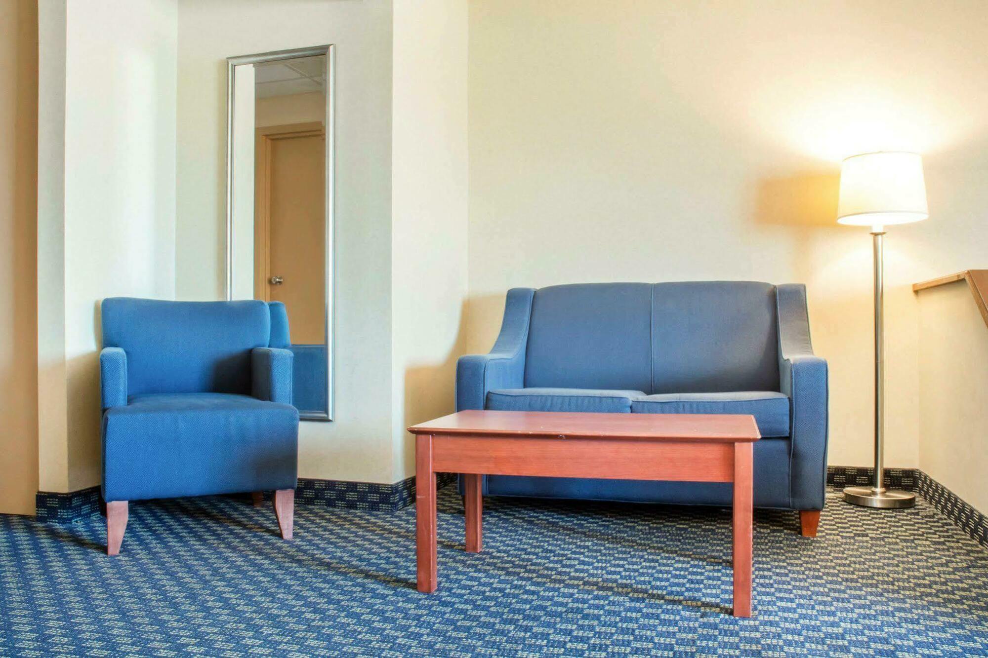 Hammock Hotel Rochester Niagara Falls ภายนอก รูปภาพ